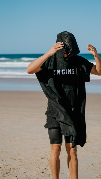Engine Short Sleeve Hooded Towel