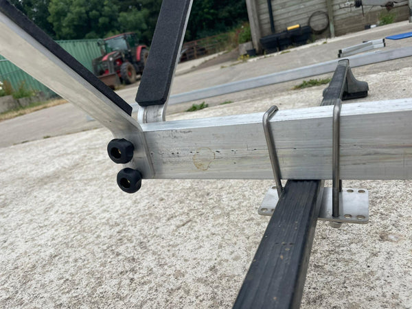 Farley Sport Roof Bar Fittings (HD)