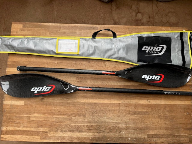 As new - Epic Full Carbon Small Mid Twist Paddle